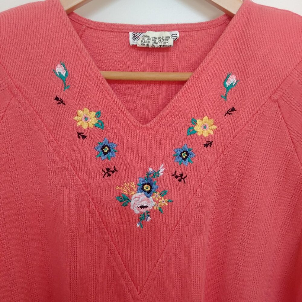 Vintage cotton blend embroidered knit top coral pink floral embroidery M… - Picture 4 of 11